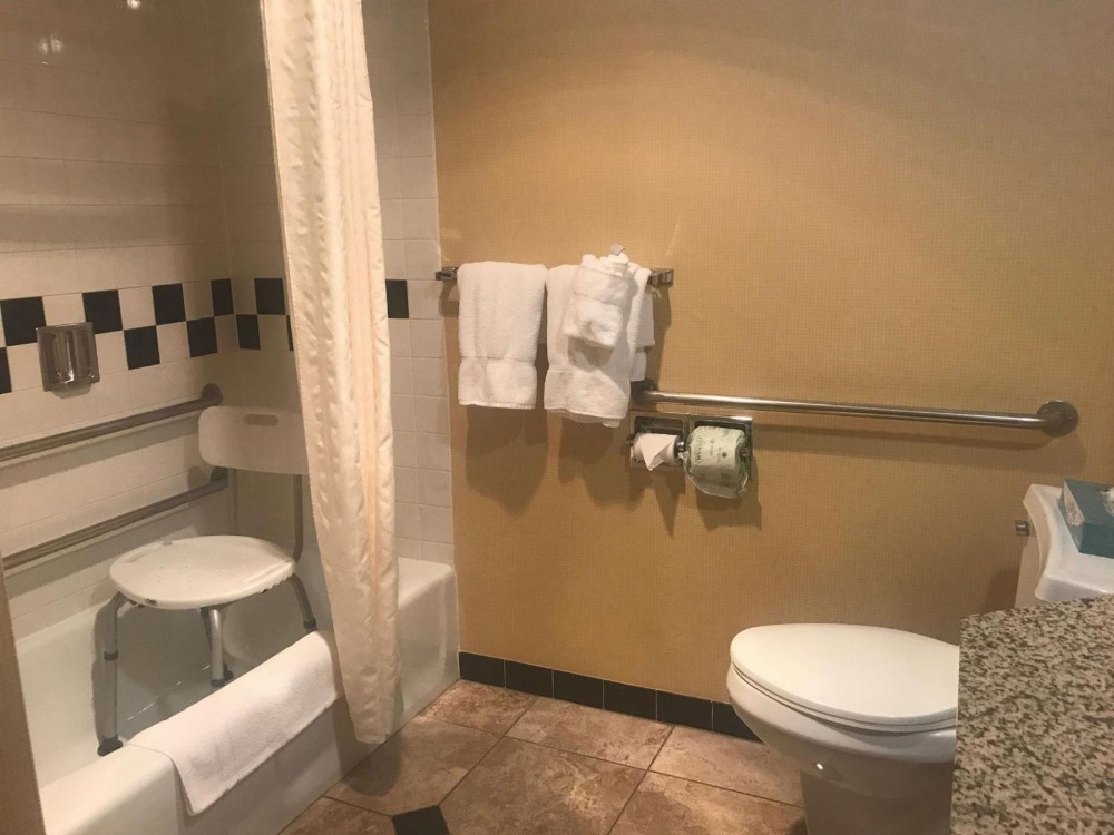 Room image 5