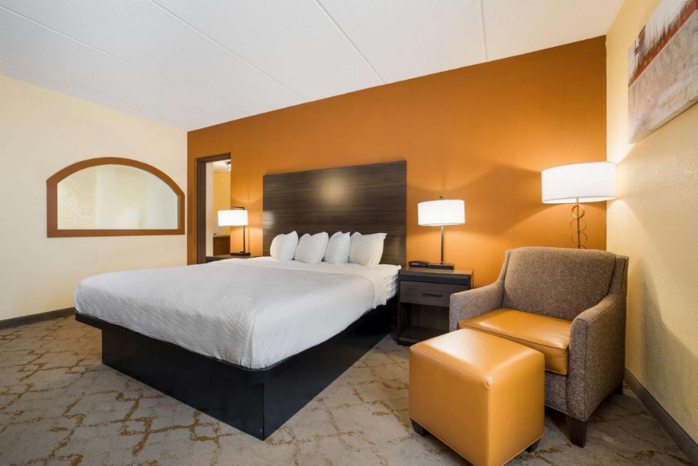 Room image 3